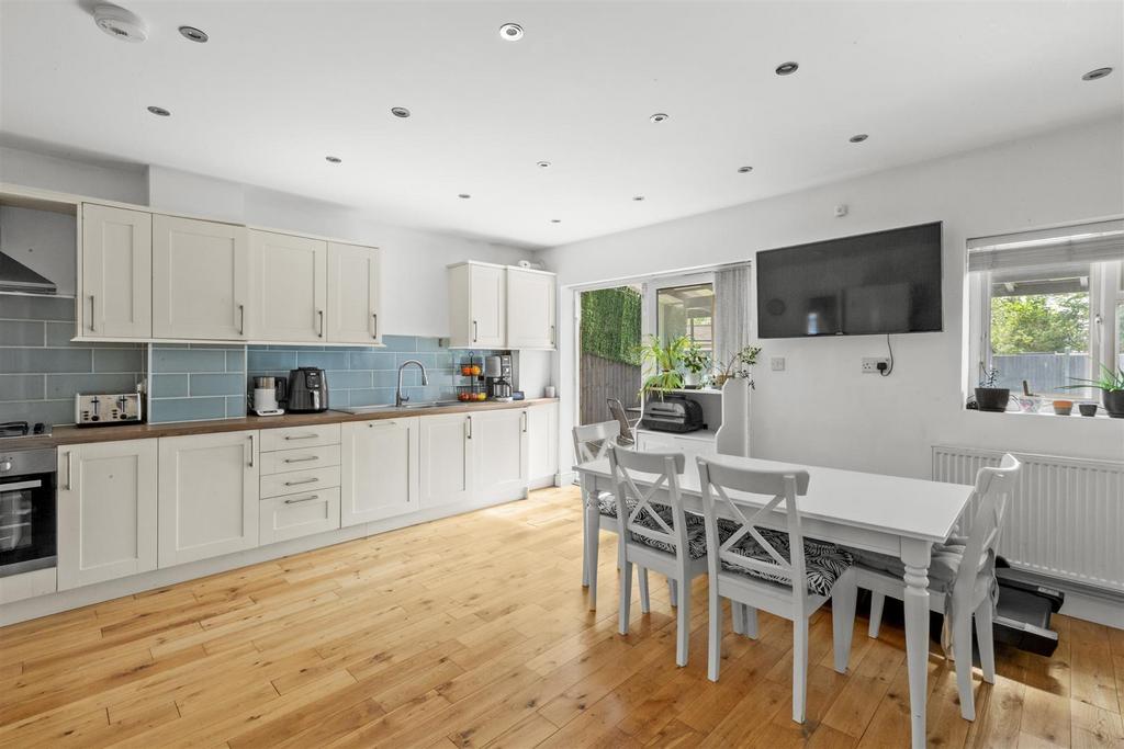 Kitchen, open plan living