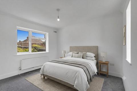 Oakley Road, Bromley, BR2