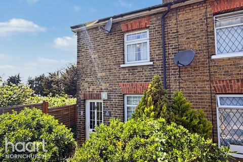 2 bedroom end of terrace house to rent, Abbs Cross Lane, Hornchurch