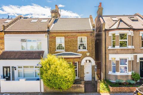 Quicks Road, London SW19