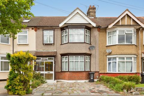 St. Edmunds Road, ILFORD, Essex, IG1
