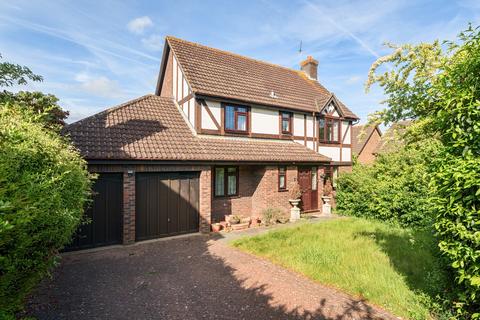 Beechwood Rise, Chislehurst, BR7