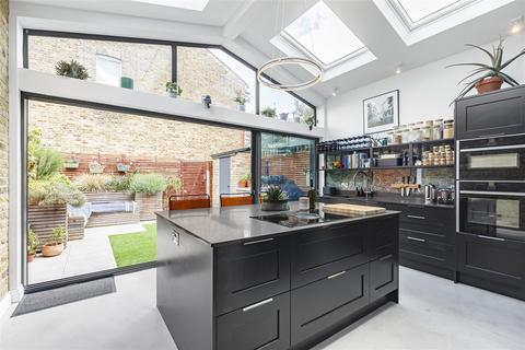 3 bedroom terraced house for sale, Buxton Road, Barnes/East Sheen, SW14