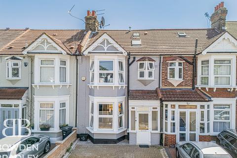 Balfour Road, Ilford, IG1