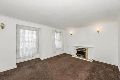 1 bedroom retirement property for sale, St James Gate, Buckhurst Hill