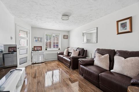2 bedroom semi-detached house for sale, Tamar Close, Stevenage SG1