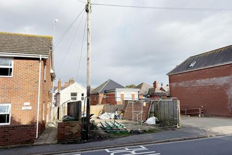 Land for sale, Land Rear Of Vectis House, Avenue Road, Freshwater, Isle Of Wight