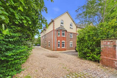 1 bedroom flat for sale, Whitefield Road, Stockton Heath, WA4