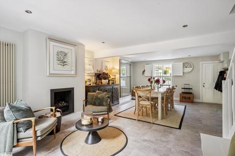 4 bedroom terraced house for sale, Frere Street, London SW11