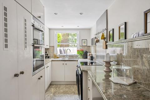 4 bedroom terraced house for sale, Frere Street, London SW11