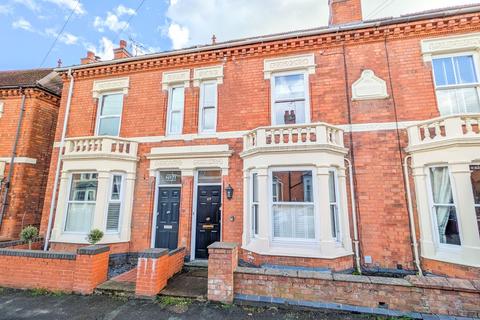 Terraced house - St. Dunstans Crescent, Worcester WR5