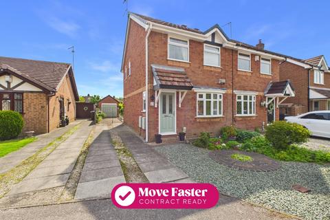 2 bedroom semi-detached house for sale, Whitethorn Way, Hull, East Riding of Yorkshire, HU8 0JF