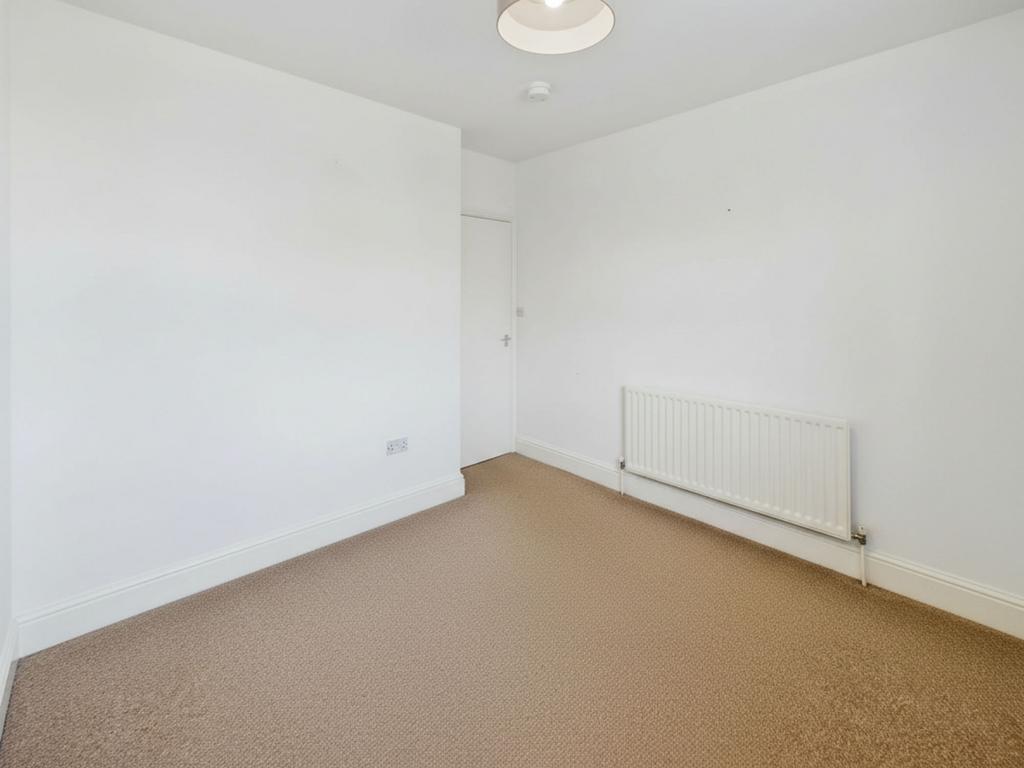 Lowtown, Pudsey, Leeds, LS28 - View 5