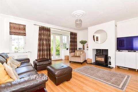 4 bedroom detached house for sale, Lockham Farm Avenue, Maidstone ME17