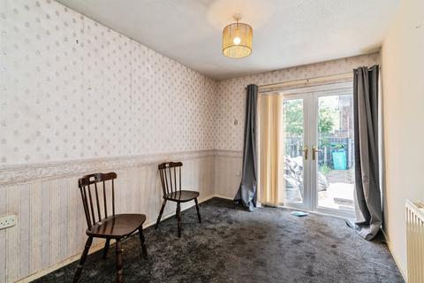2 bedroom terraced house for sale, Vincent Gardens, Nottingham