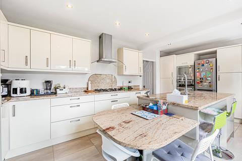 3 bedroom house for sale, Kings Road, London Colney AL2