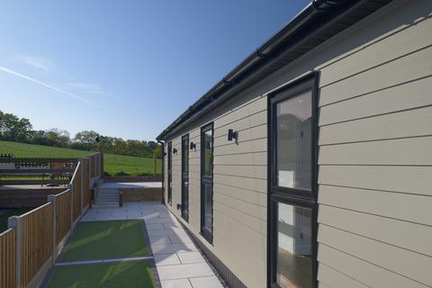 undefined, Sunset Drive, Havering-atte-bower, RM4