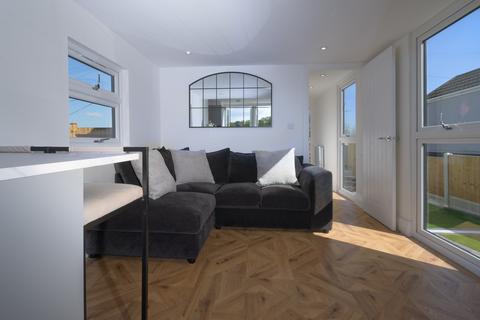 undefined, Sunset Drive, Havering-atte-bower, RM4