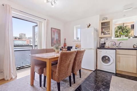 2 bedroom apartment for sale, Clivedon House, Newham E16