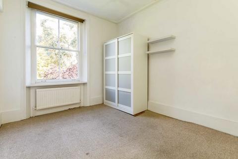 2 bedroom flat to rent, Hazellville Road, London N19