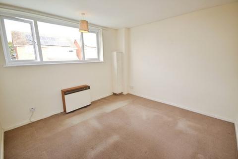 1 bedroom apartment to rent, Foxcroft Close, Leicester LE3