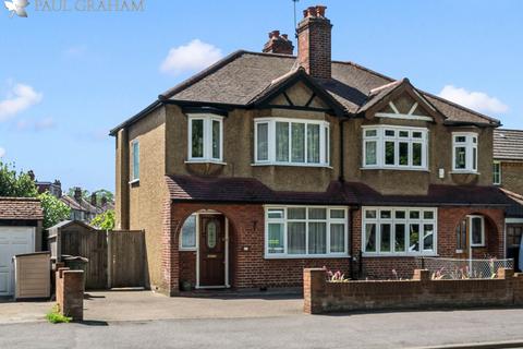 London Road, Wallington