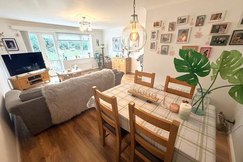 2 bedroom apartment for sale, Bournemouth Road, Ashley Cross