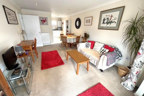 2 bedroom detached bungalow for sale, Highview Gardens, Parkstone
