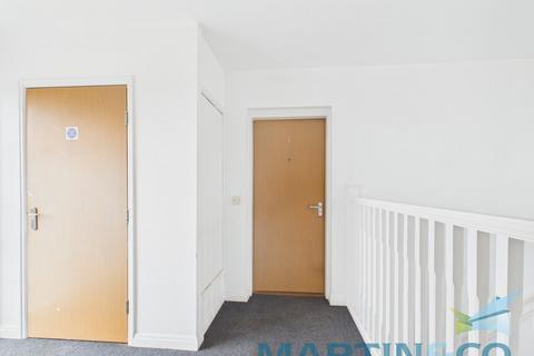 3 bedroom apartment for sale, Hansby Drive, Speke, Liverpool