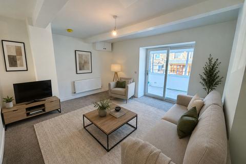 3 bedroom semi-detached house to rent, Gladstone Street, Abertillery, NP13