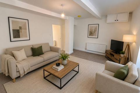 3 bedroom semi-detached house to rent, Gladstone Street, Abertillery, NP13