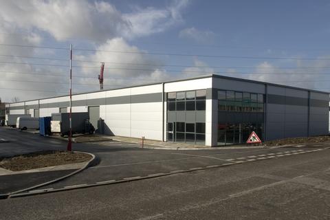 Warehouse for sale, Smeaton Clos Aylesbury HP19 8UP