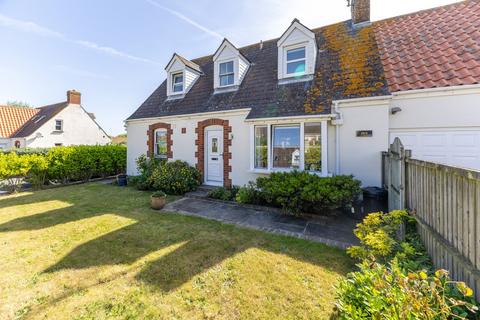 3 bedroom semi-detached house for sale, Clos De Perelle, Route De La Perelle, St Saviour's, Guernsey