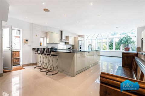 5 bedroom detached house to rent, Woodville Road, Barnet, Hertfordshire, EN5