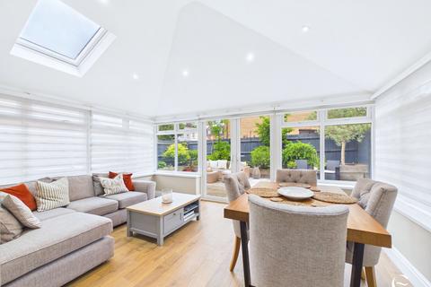 4 bedroom detached house for sale, Elgar Way, Stamford PE9