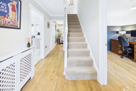 4 bedroom detached house for sale, Elgar Way, Stamford PE9