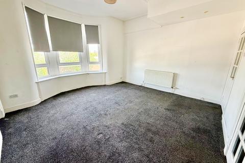 2 bedroom flat to rent, Station Road, Stevenston KA20