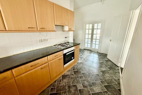 2 bedroom flat to rent, Station Road, Stevenston KA20