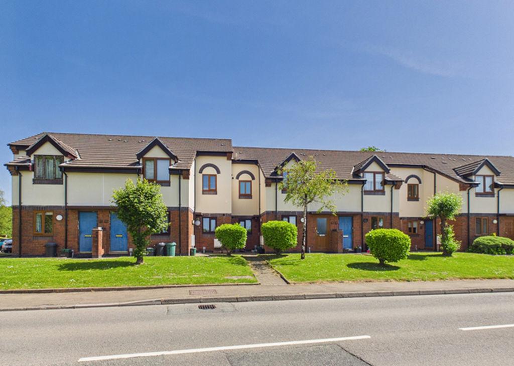 2 bedroom flat for sale