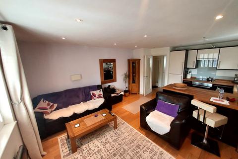 undefined, 14 Wenlock Gardens, NW4 4XJ