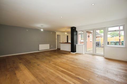 4 bedroom detached house for sale, Lilacvale Way, Coventry, West Midlands, CV4