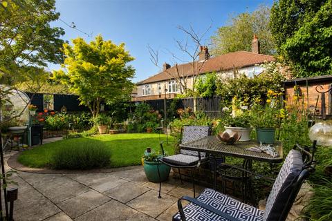 3 bedroom detached house for sale, Allerton Road, Mossley Hill, Liverpool, Merseyside, L18