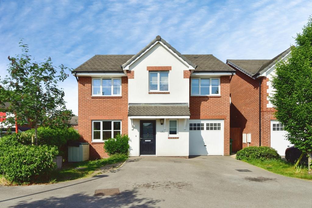 5 bedroom detached house for sale