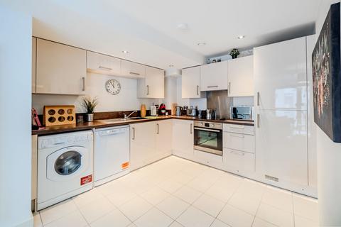 2 bedroom flat for sale, Gas Ferry Road, Bristol