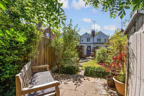 2 bedroom terraced house for sale, North Row, Uckfield TN22