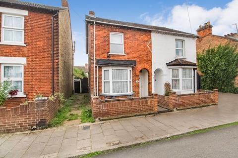 2 bedroom semi-detached house to rent, Fenlake Road, Bedford MK42