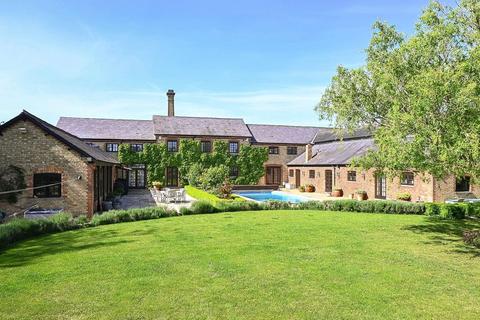 6 bedroom house for sale, Segenhoe, Eversholt Road, Ridgmont, Bedfordshire, MK43