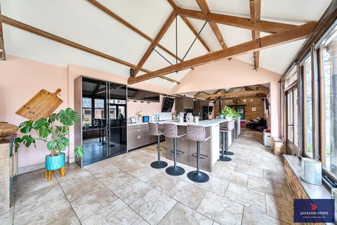 6 bedroom house for sale, Segenhoe, Eversholt Road, Ridgmont, Bedfordshire, MK43