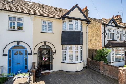 Beauchamp Road, London, SE19