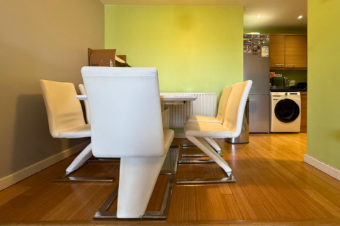 2 bedroom apartment for sale, West Gate Plaza, Moor Street, West Bromwich, B70 7AD